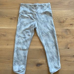 Athleta gray 3/4 leggings